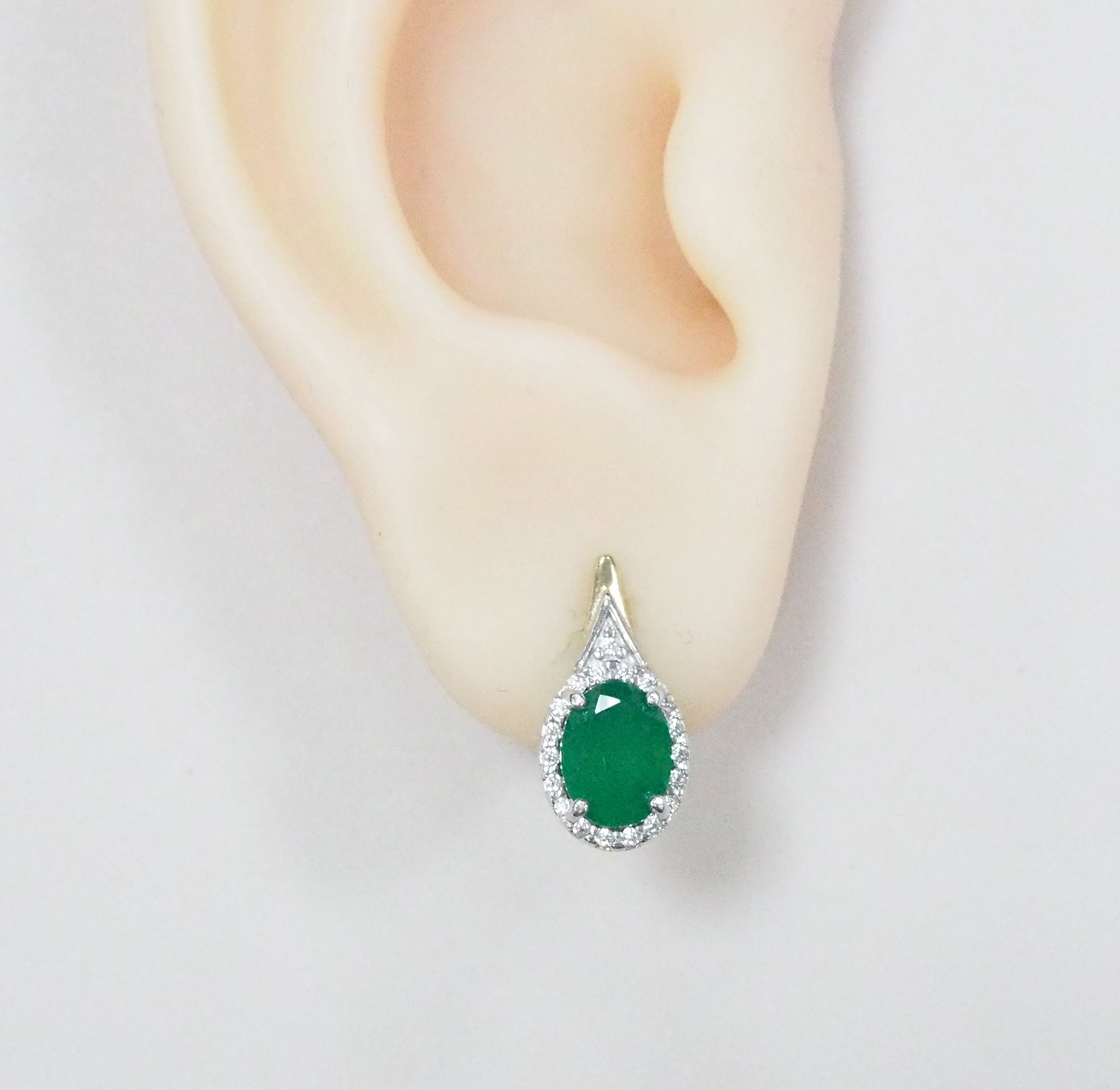 Серебряные серьги 925 пробы; вставки 2 Агат; 38 Фианит бесцв.;
